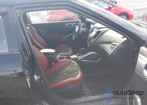 2012 Hyundai Veloster Base W/Red/Black z USA, uszkodzony, nr VIN KMHTC6AD6CU066117